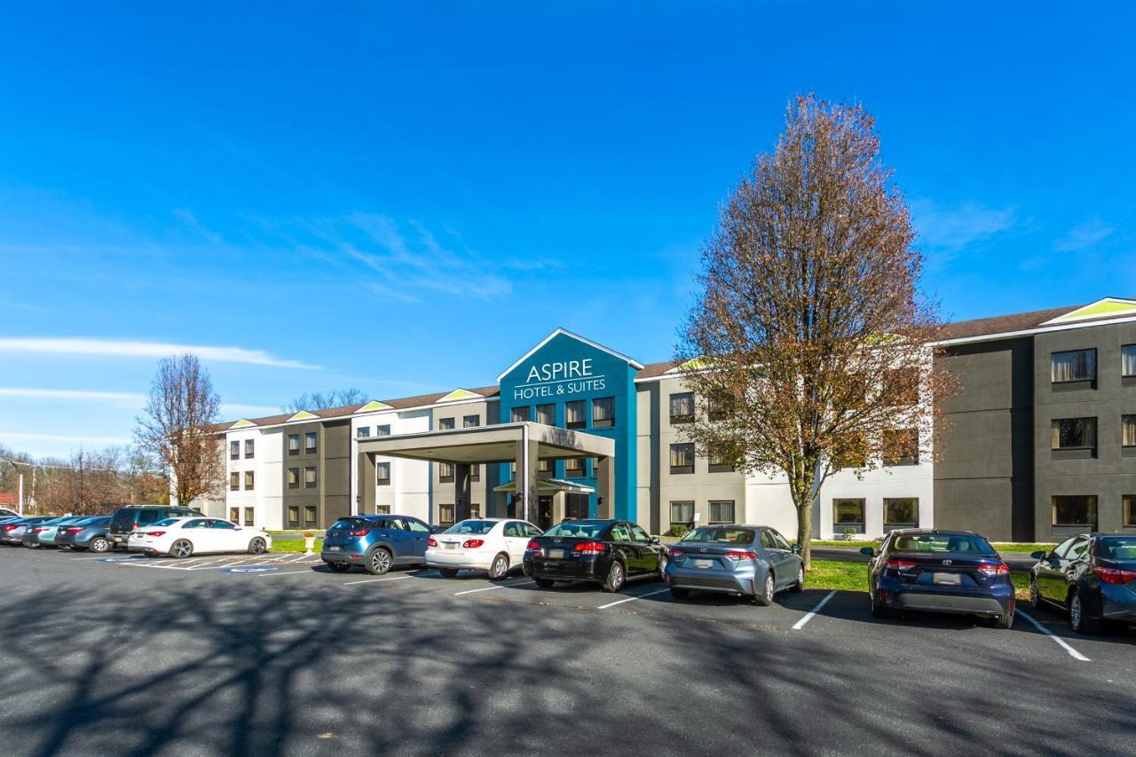 Hotel Aspire And